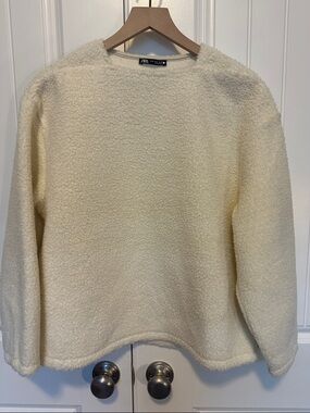 Zara Off-White Plush Crewneck Sweater